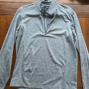 Walter Hagen quarter zip. Size S